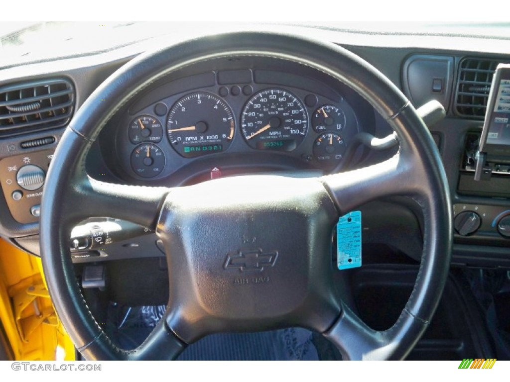 2003 S10 Xtreme Regular Cab - Yellow / Graphite photo #25