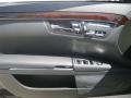 Black - S 550 Sedan Photo No. 6