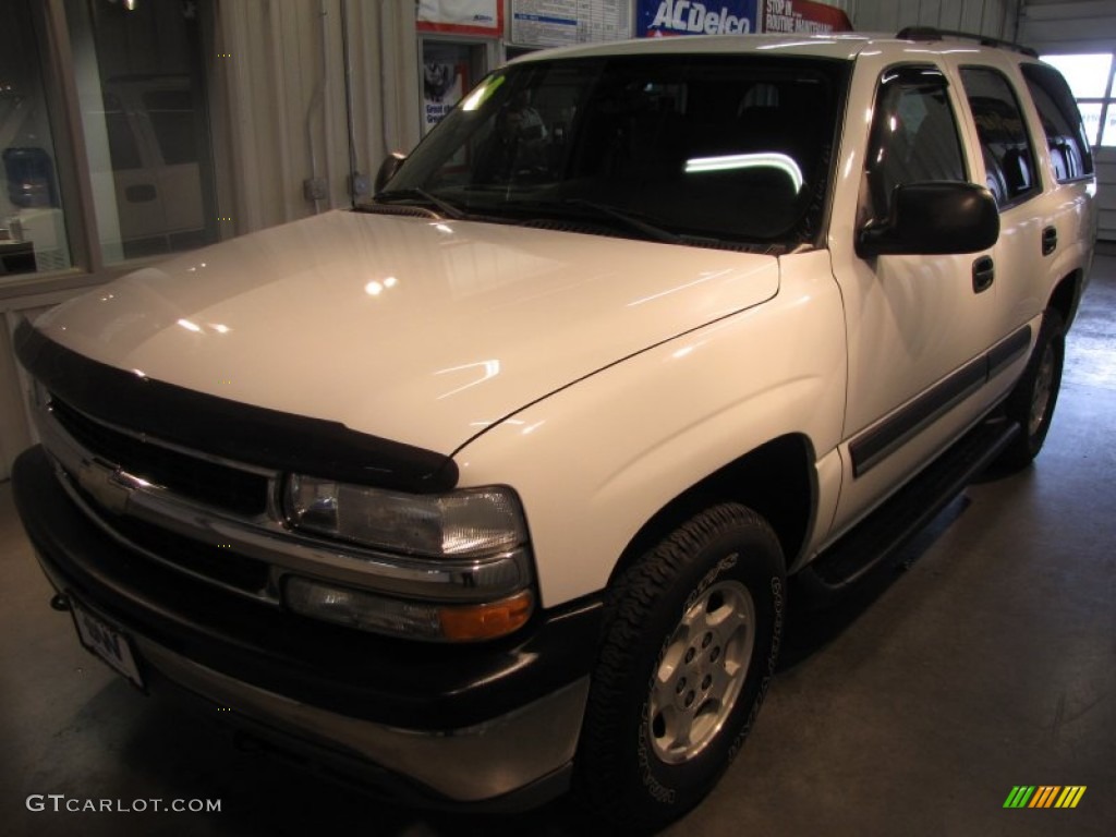 2004 Tahoe LS 4x4 - Summit White / Gray/Dark Charcoal photo #2