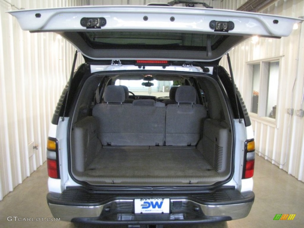 2004 Tahoe LS 4x4 - Summit White / Gray/Dark Charcoal photo #6