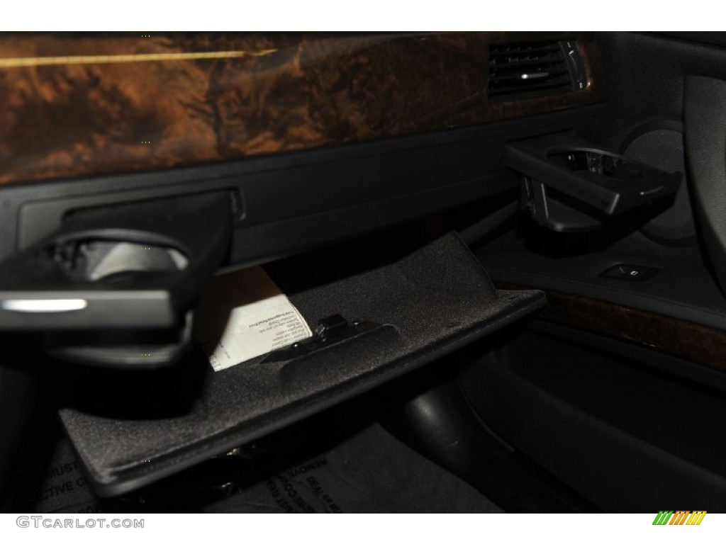 2009 3 Series 335i Sedan - Black Sapphire Metallic / Black photo #25