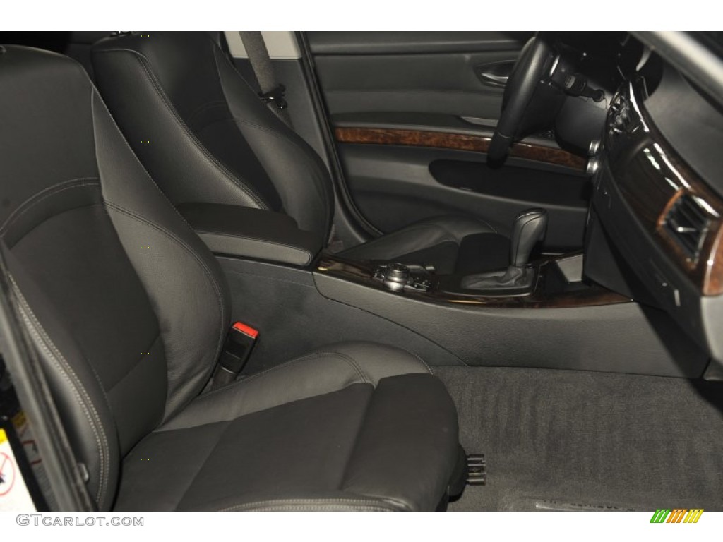 2009 3 Series 335i Sedan - Black Sapphire Metallic / Black photo #46