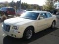 2008 Cool Vanilla White Chrysler 300 Limited AWD  photo #4