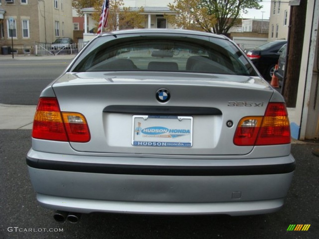 2003 3 Series 325xi Sedan - Titanium Silver Metallic / Black photo #5