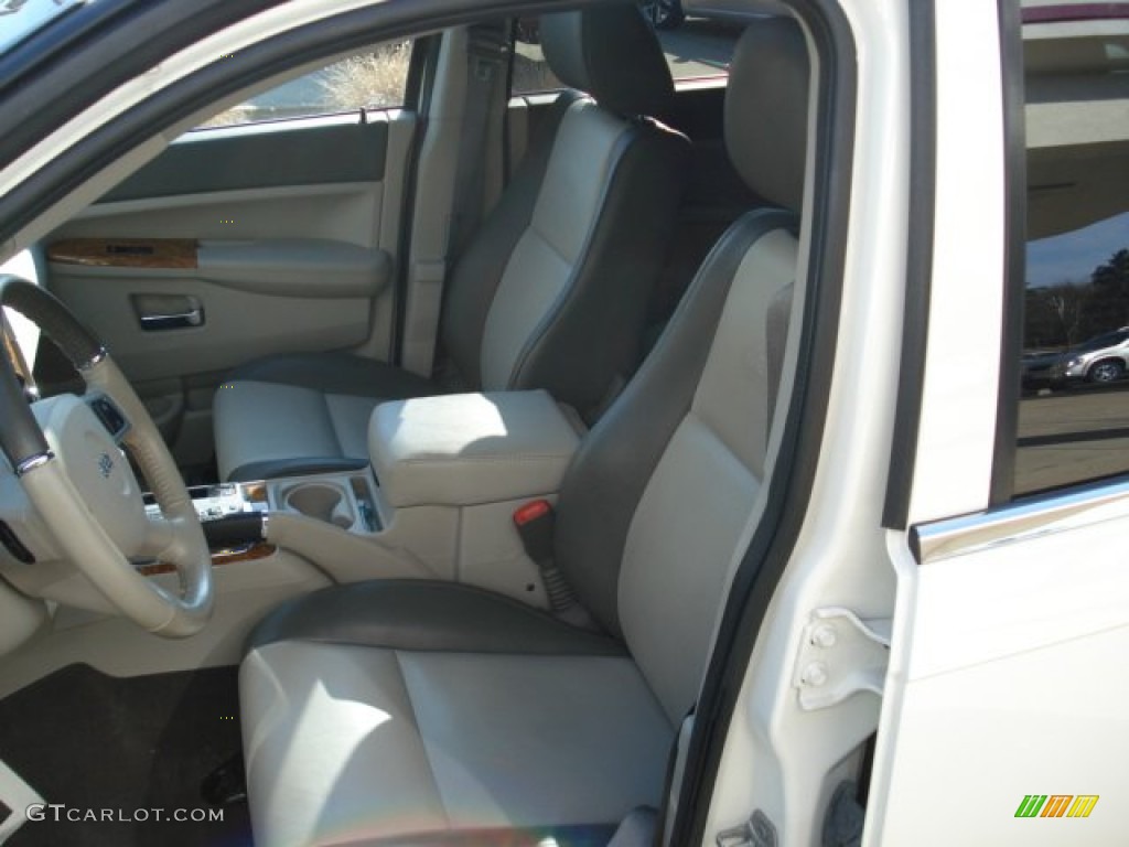 2008 Grand Cherokee Limited 4x4 - Stone White / Dark Khaki/Light Graystone photo #14
