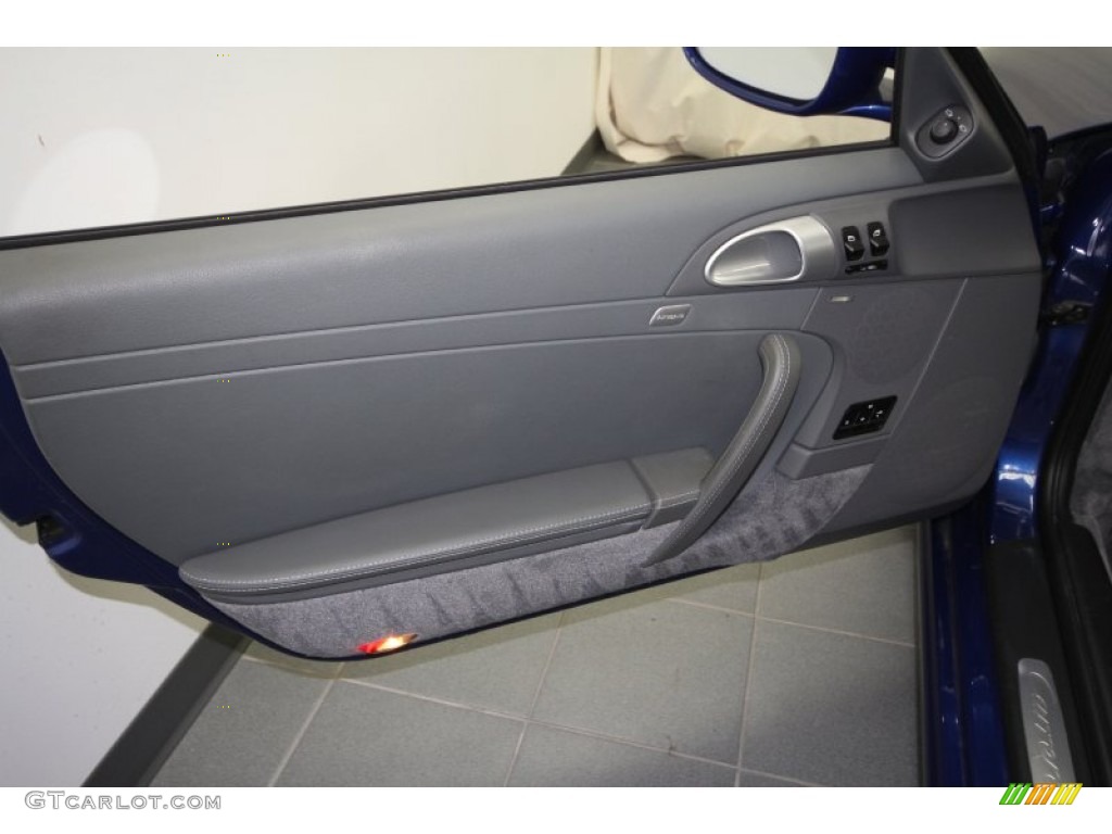2009 Porsche 911 Carrera S Cabriolet Stone Grey Door Panel Photo #63610912
