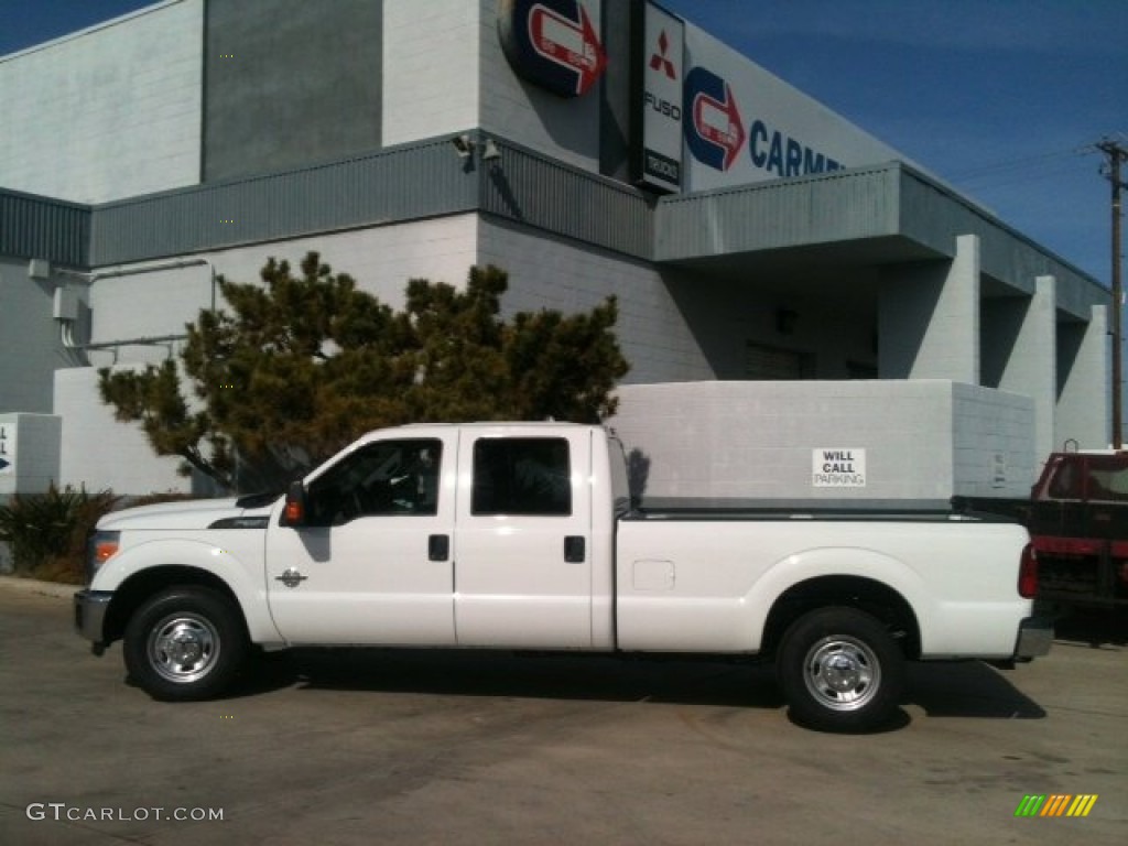 2012 F350 Super Duty XL Crew Cab - Oxford White / Steel photo #2