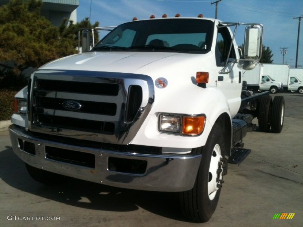 Oxford White 2012 Ford F650 Super Duty XL Regular Cab Chassis Exterior Photo #63612427