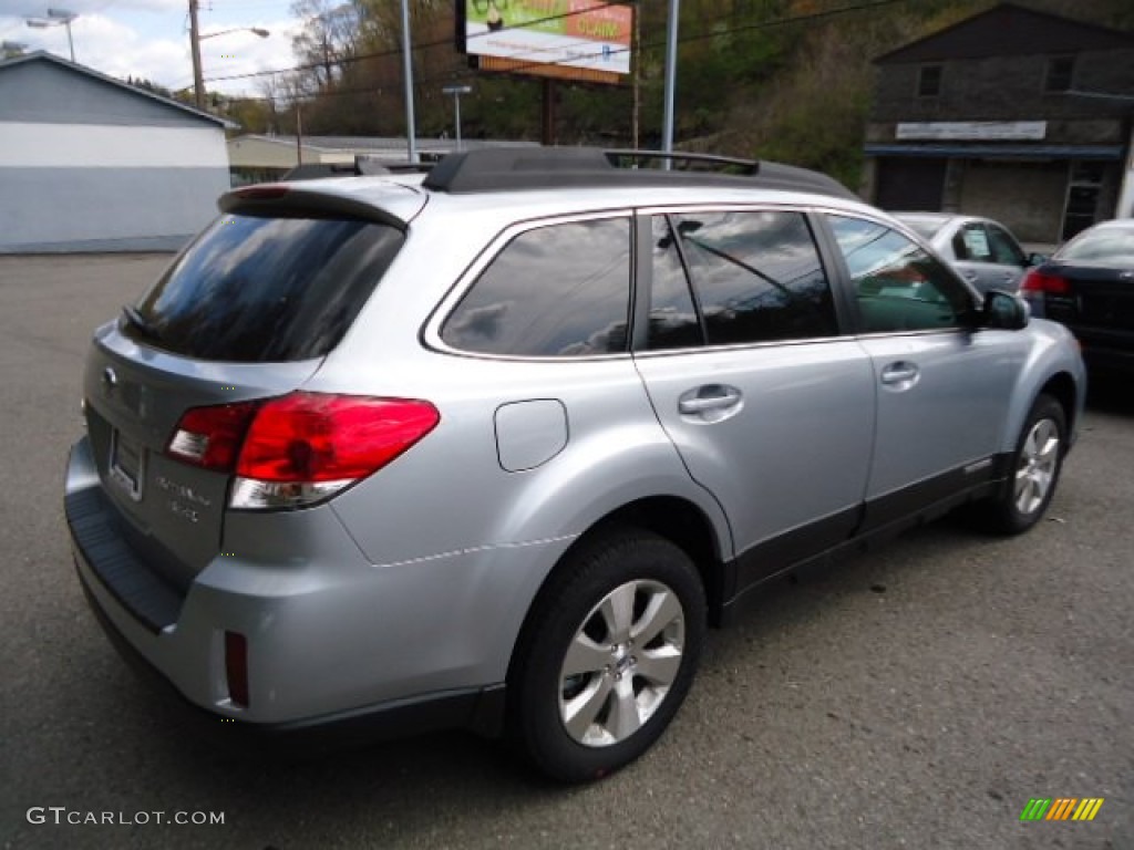2012 Outback 3.6R Limited - Ice Silver Metallic / Off Black photo #3