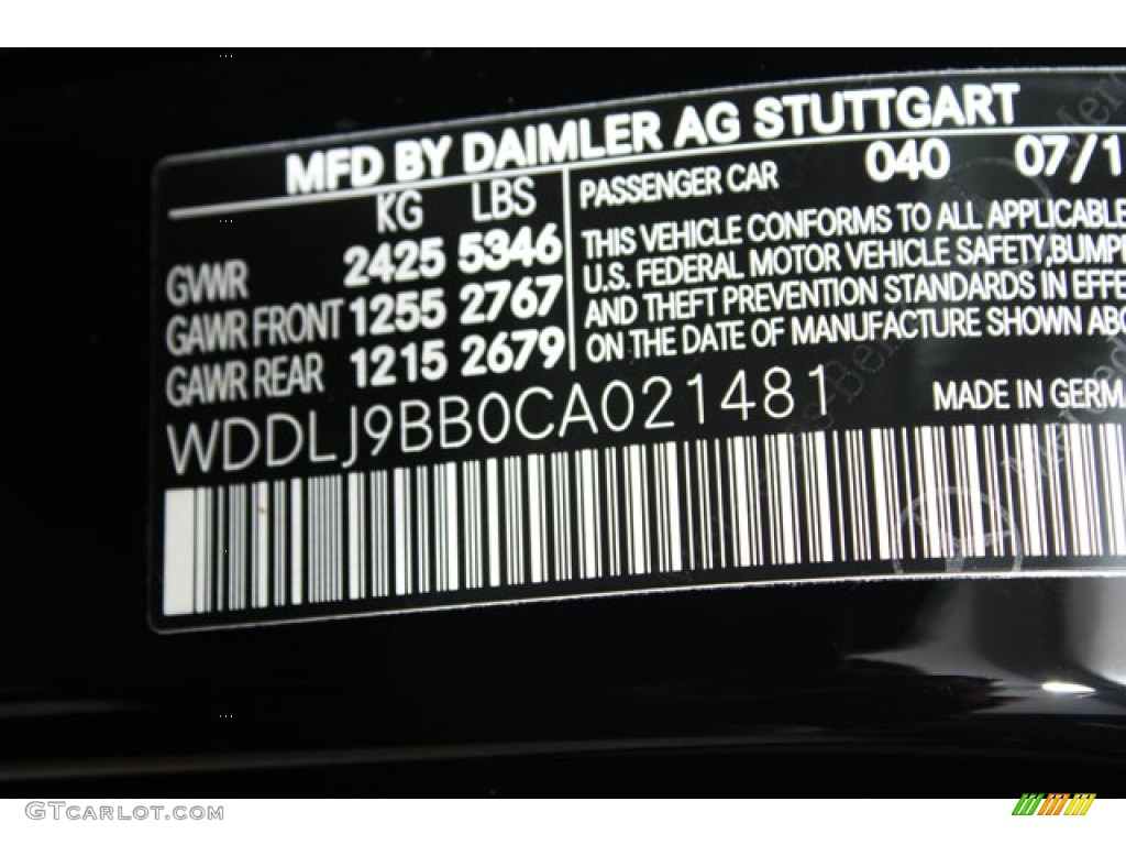 2012 CLS 550 4Matic Coupe - Black / Black photo #32