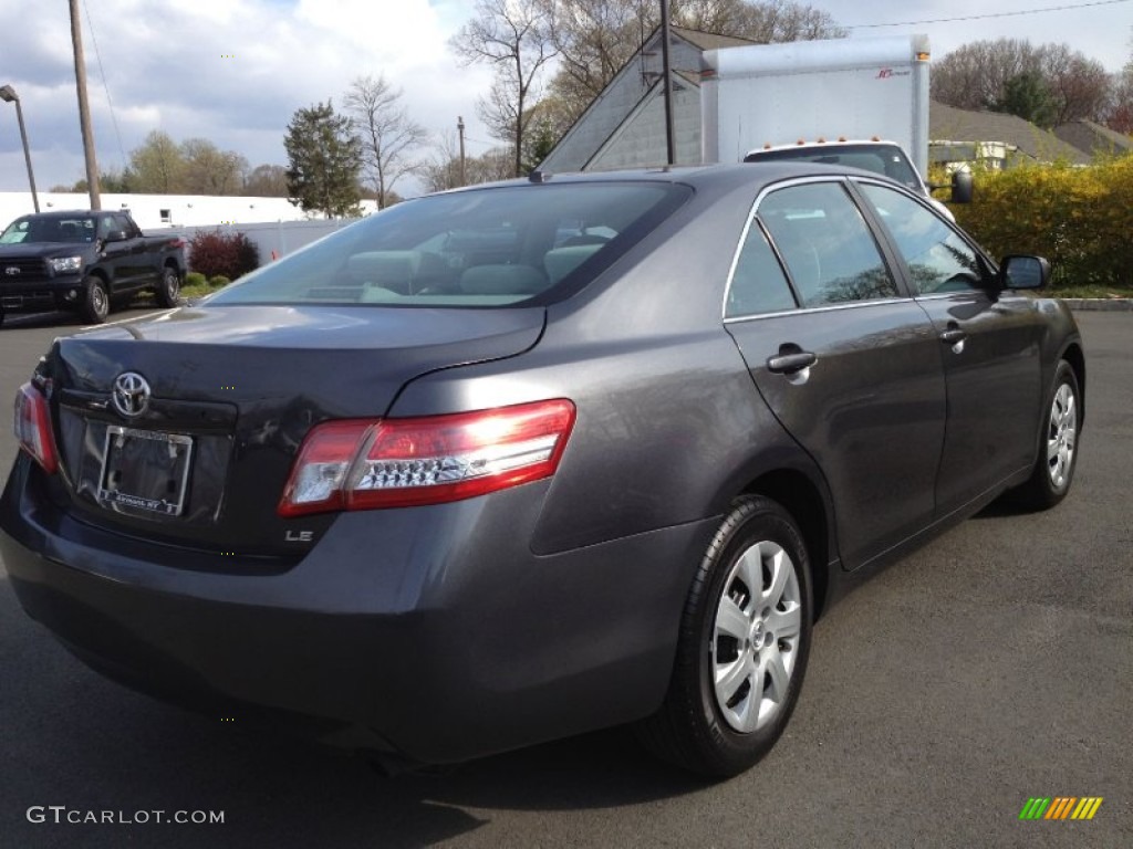 2010 Camry LE - Magnetic Gray Metallic / Ash Gray photo #5