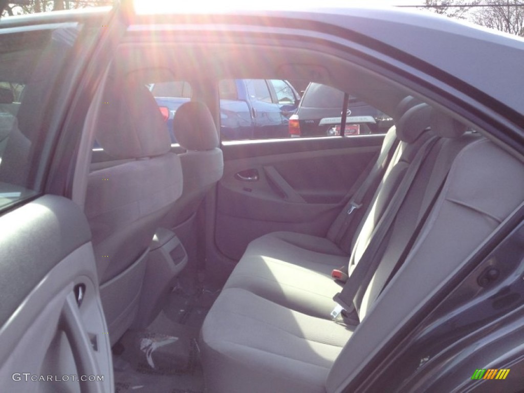 2010 Camry LE - Magnetic Gray Metallic / Ash Gray photo #9