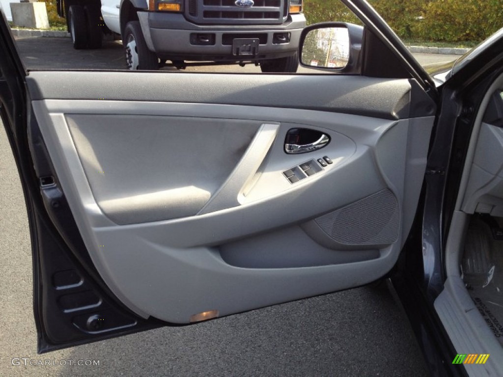 2010 Camry LE - Magnetic Gray Metallic / Ash Gray photo #13