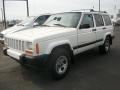 Stone White - Cherokee Sport 4x4 Photo No. 5