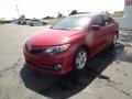 Barcelona Red Metallic - Camry SE Photo No. 3