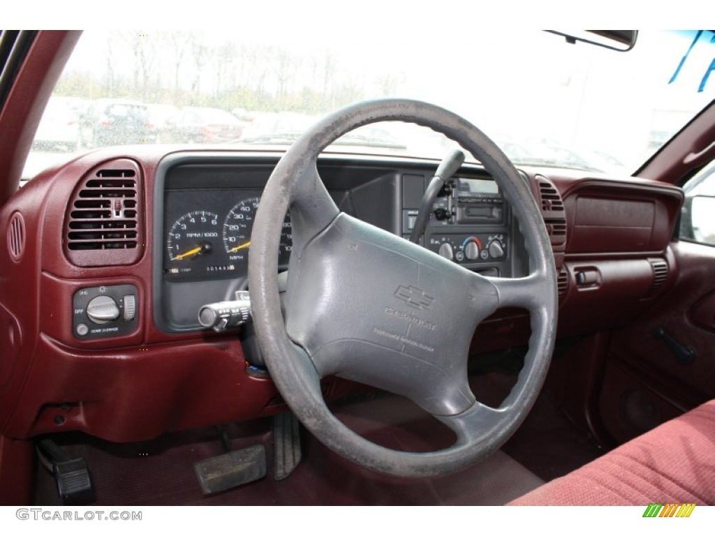 1997 C/K C1500 Regular Cab - Dark Toreador Red Metallic / Red photo #4