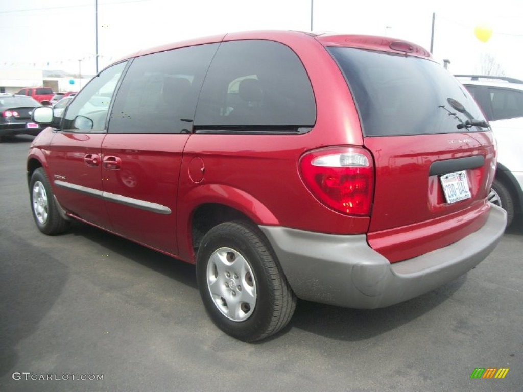 Inferno Red Tinted Pearlcoat 2001 Dodge Caravan SE Exterior Photo #63630026