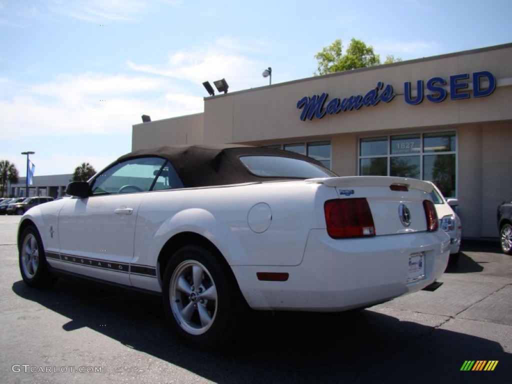 2007 Mustang V6 Premium Convertible - Performance White / Dark Charcoal photo #8