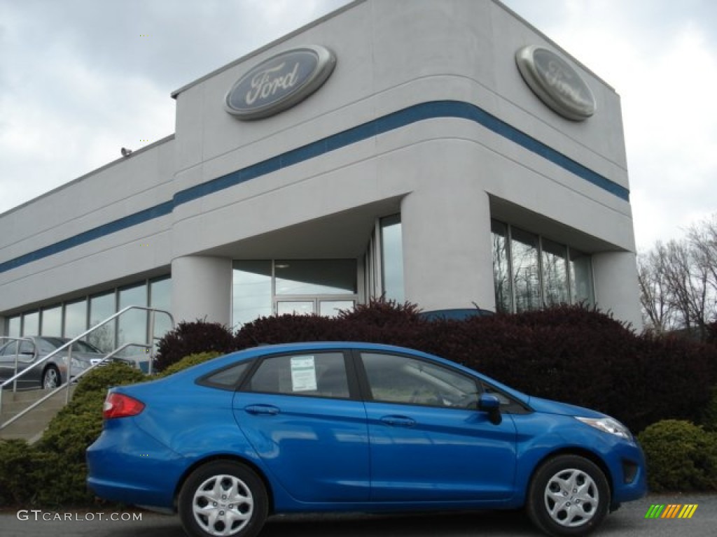 Blue Candy Metallic Ford Fiesta
