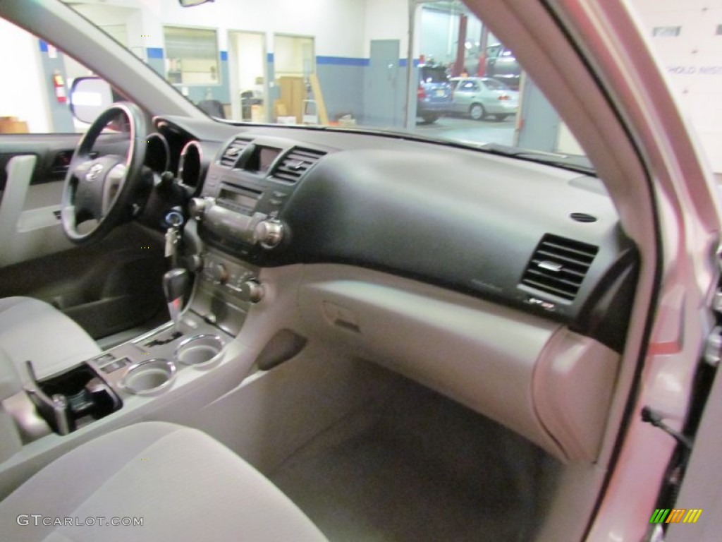 2009 Highlander V6 4WD - Classic Silver Metallic / Ash photo #28