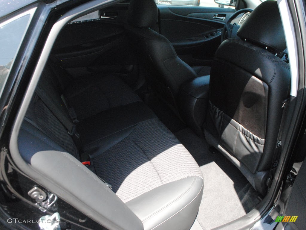 2011 Sonata SE 2.0T - Midnight Black / Black photo #8