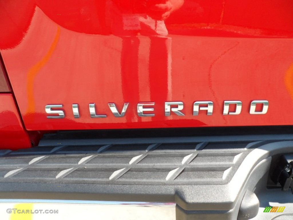 2009 Silverado 1500 Extended Cab - Victory Red / Dark Titanium photo #17