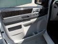 Stone White - Grand Caravan SXT Photo No. 26