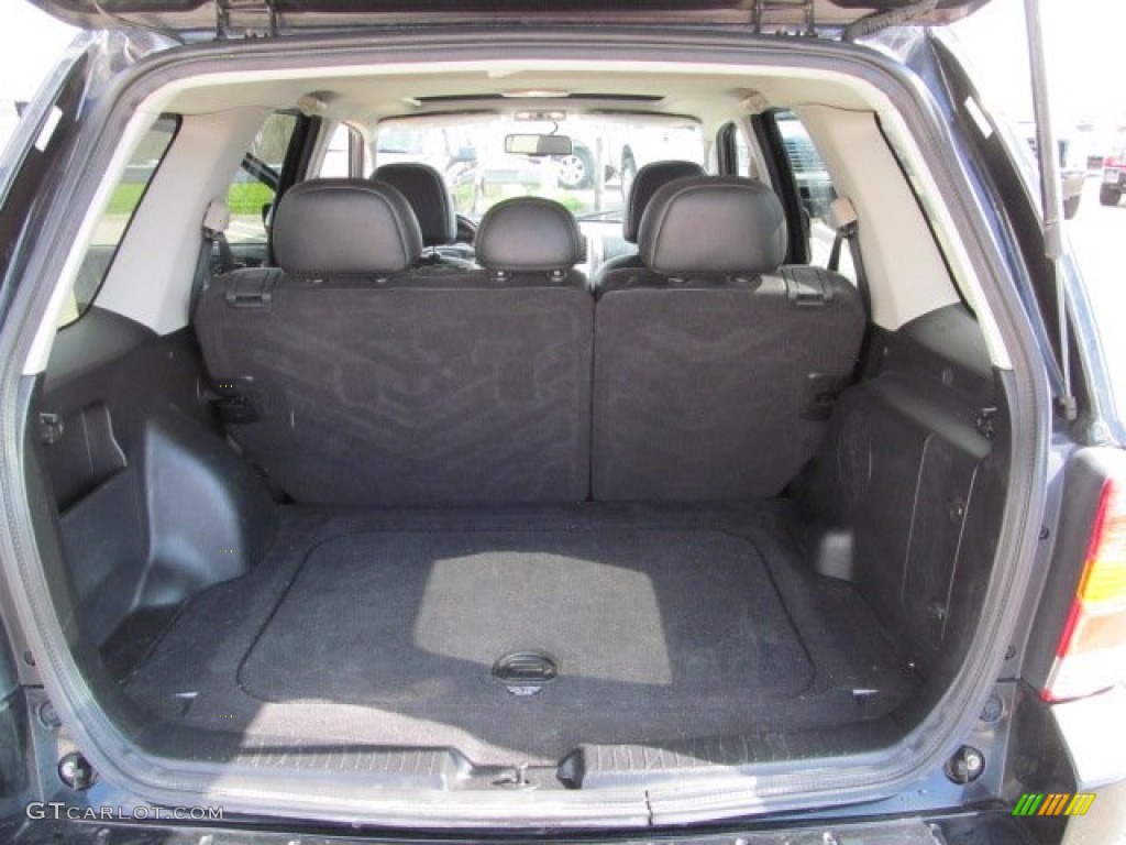 2007 Ford Escape Limited 4WD Trunk Photo #63658807