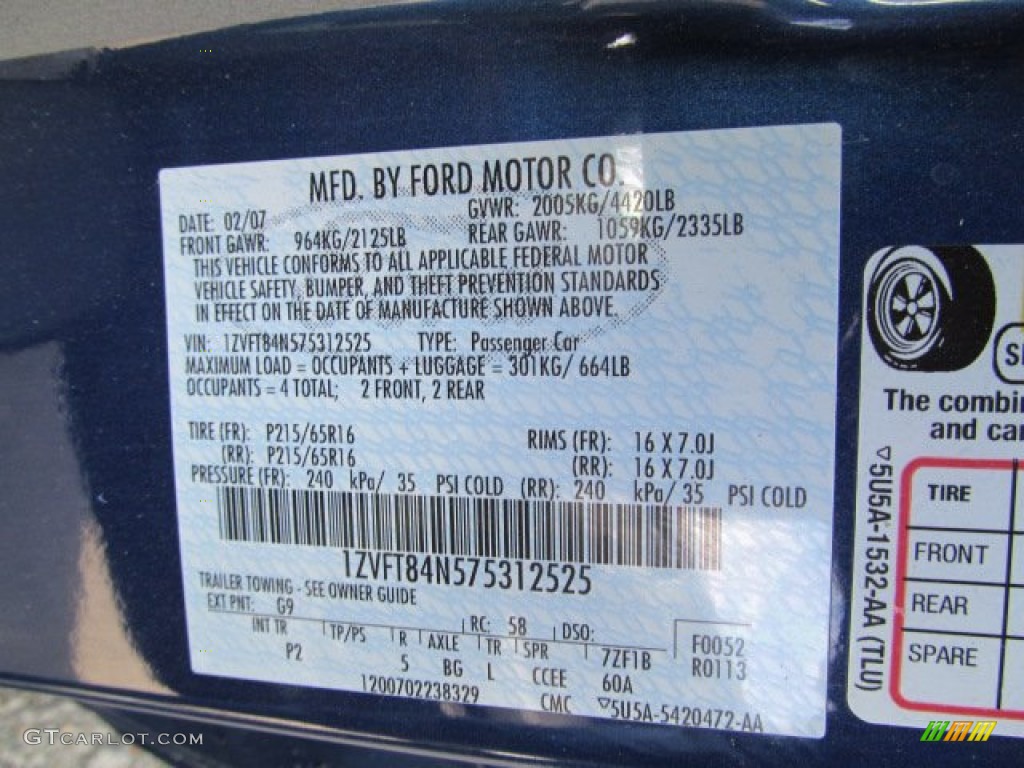 2007 Mustang V6 Deluxe Convertible - Vista Blue Metallic / Light Graphite photo #24