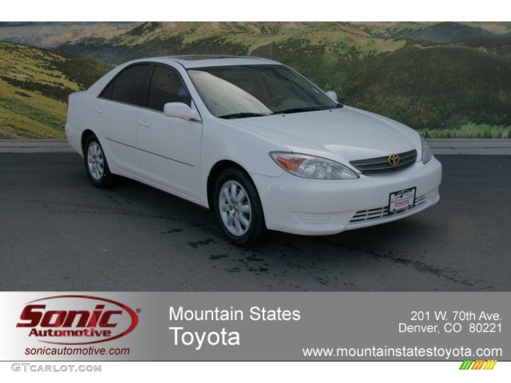 2002 Camry XLE V6 - Super White / Taupe photo #1