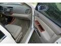 2002 Super White Toyota Camry XLE V6  photo #9