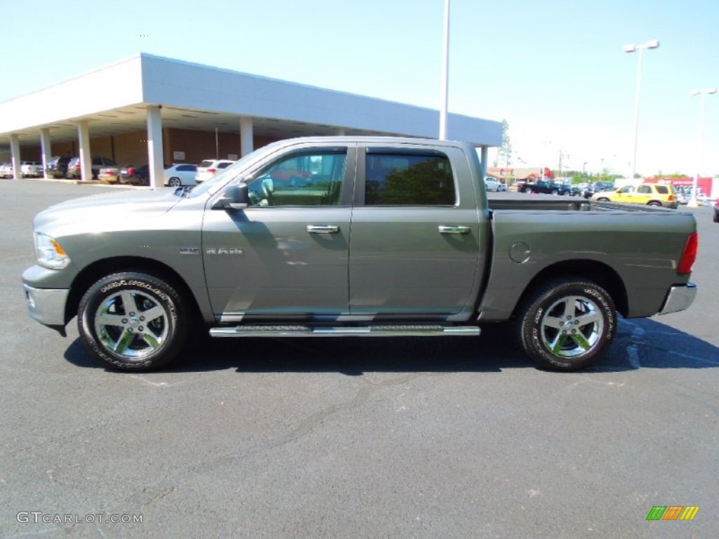 2010 Ram 1500 Big Horn Crew Cab - Mineral Gray Metallic / Dark Slate/Medium Graystone photo #4