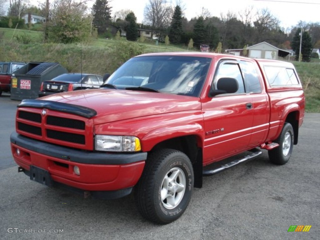 1998 Ram 1500 Sport Extended Cab 4x4 - Flame Red / Black photo #1
