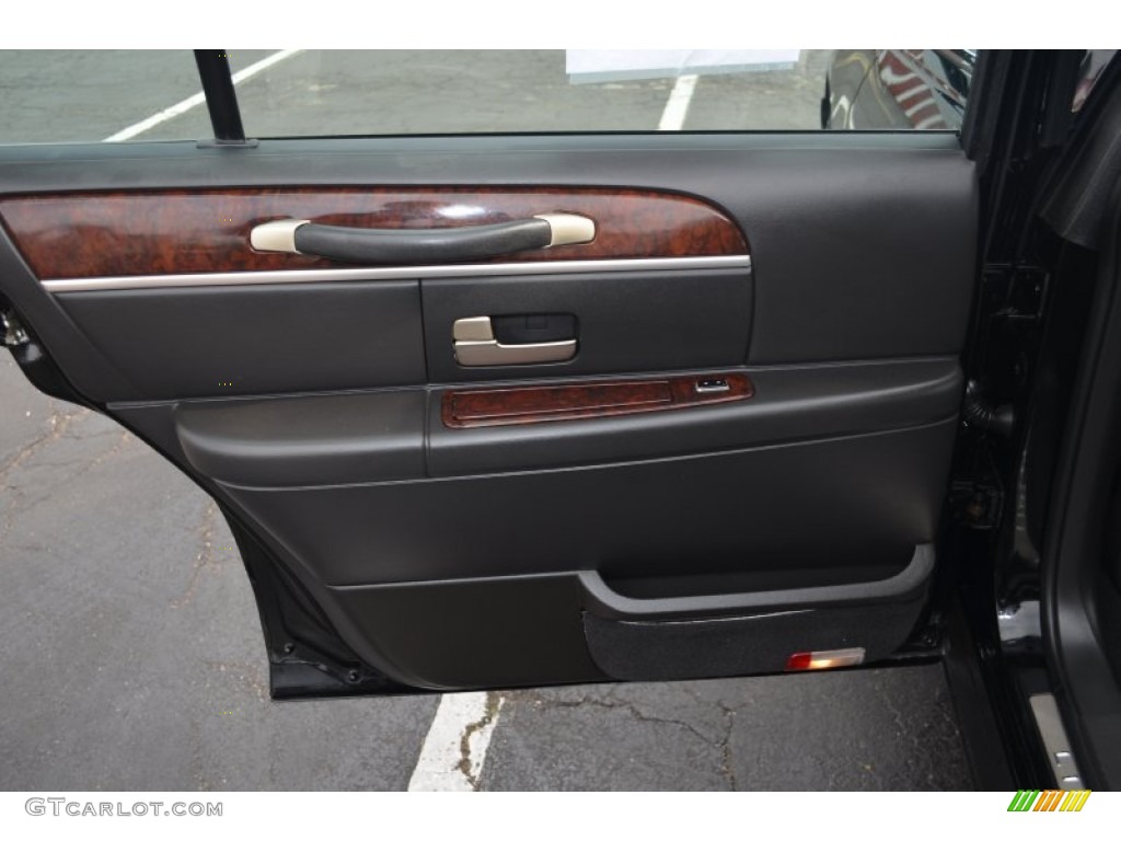 2008 Lincoln Town Car Executive L Black Door Panel Photo #63667441