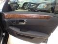 Black - E 350 4Matic Sedan Photo No. 16