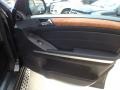 Black - ML 350 4Matic Photo No. 16