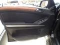 Black - ML 350 4Matic Photo No. 21
