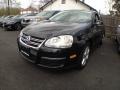 Black Uni - Jetta SE Sedan Photo No. 4