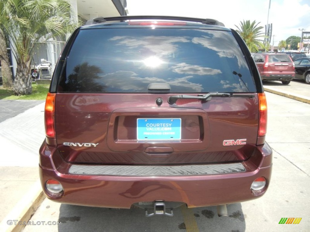 2006 Envoy SLE - Cranberry Red Metallic / Light Tan/Ebony Black photo #3