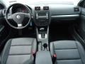 Black Uni - Jetta SE Sedan Photo No. 56
