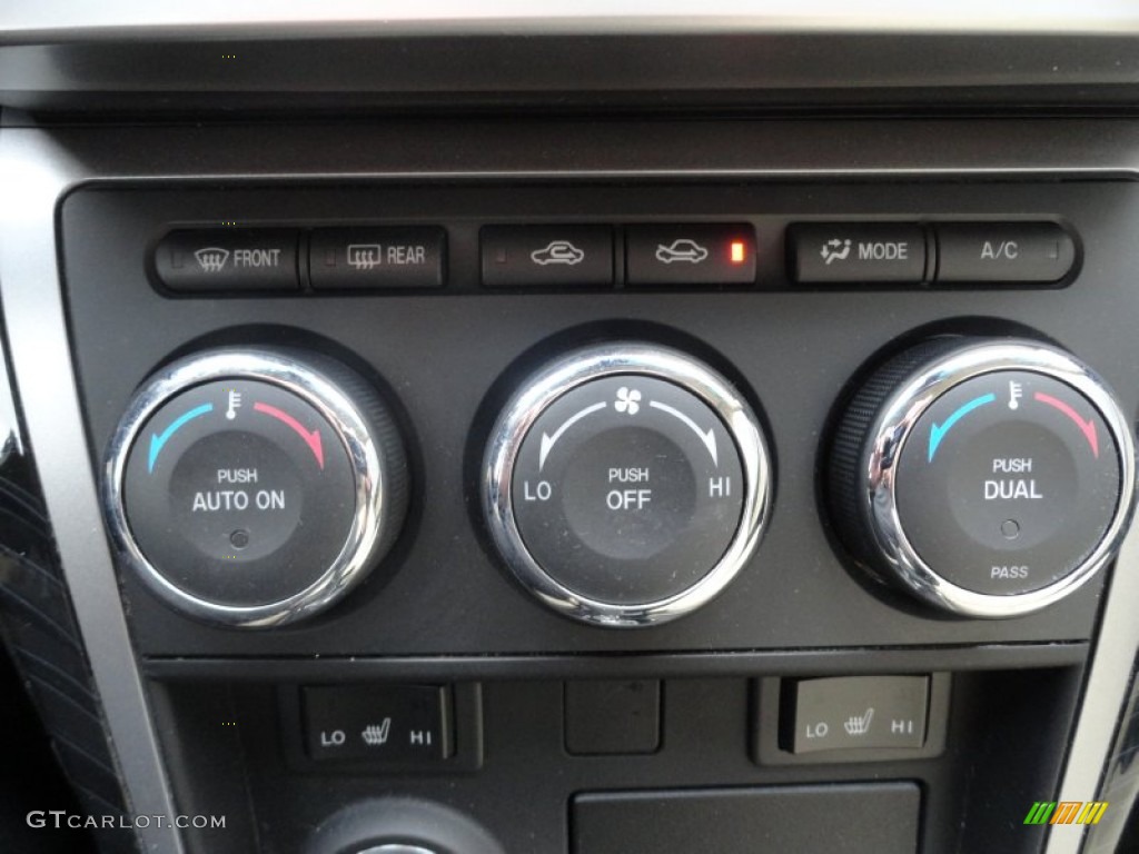 2009 Mazda MAZDA6 s Grand Touring Controls Photo #63678798