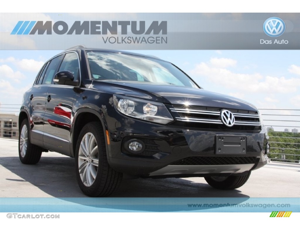 2012 Tiguan SE - Deep Black Metallic / Black photo #1