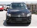 Deep Black Metallic - Tiguan SE Photo No. 2