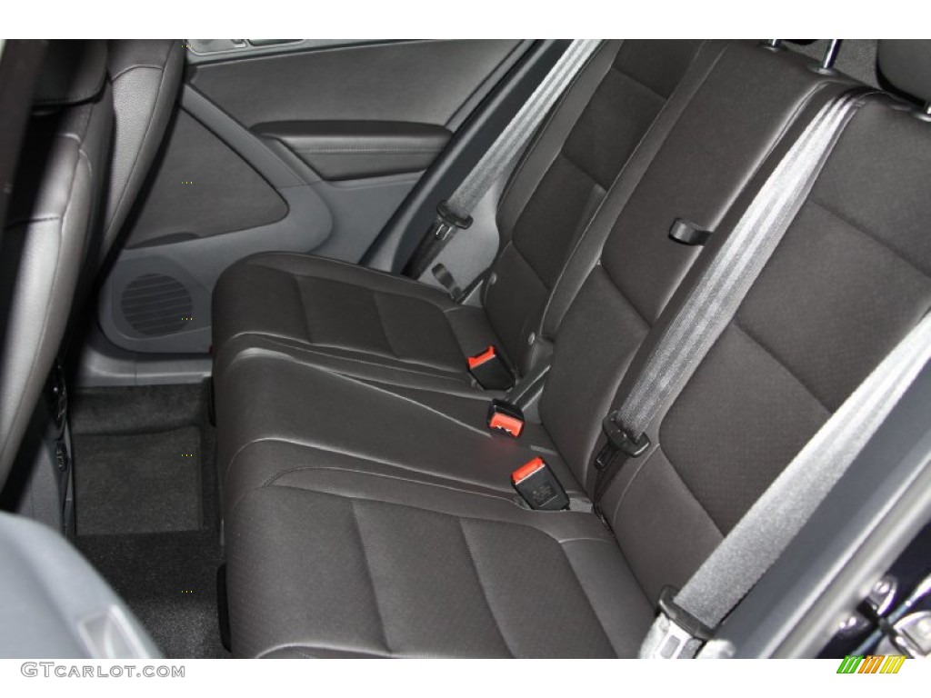 2012 Tiguan SE - Deep Black Metallic / Black photo #17