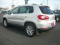 White Gold Metallic - Tiguan SE 4Motion Photo No. 4