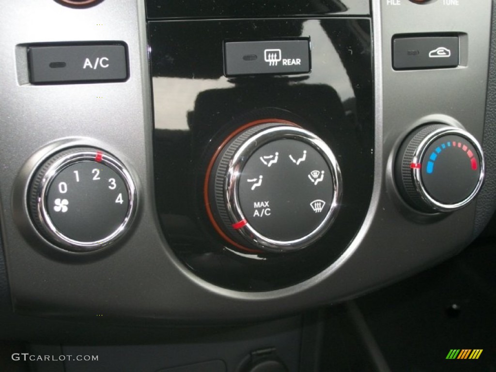2012 Kia Forte SX Controls Photo #63690486