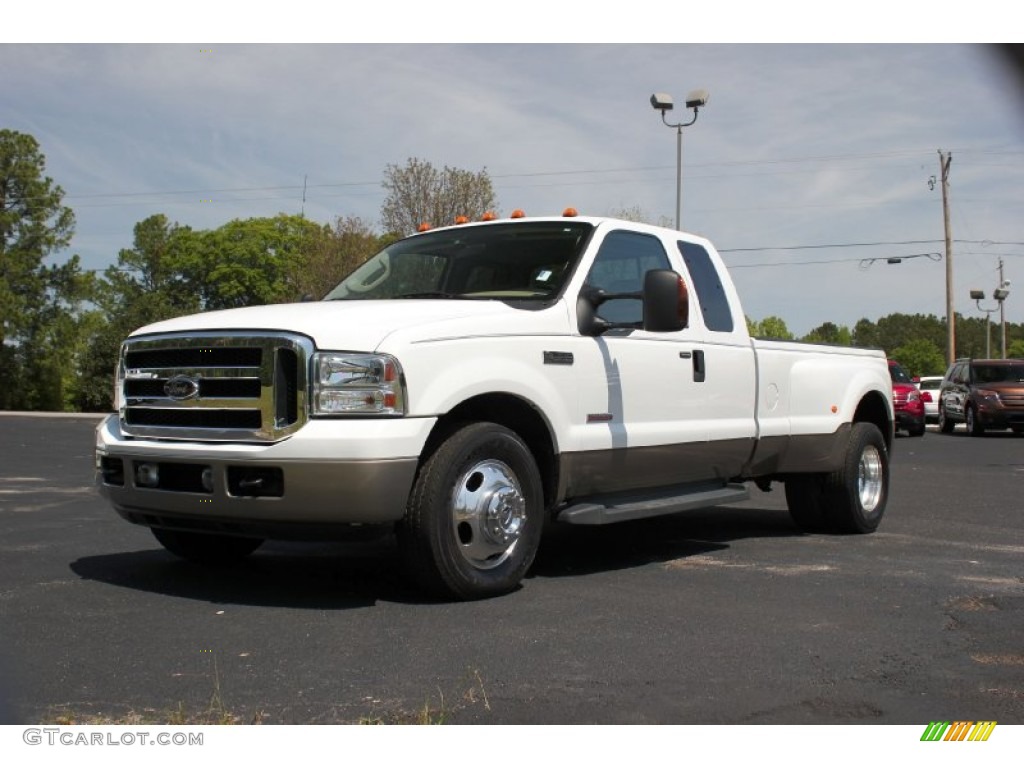 Oxford White 2006 Ford F350 Super Duty XLT SuperCab Dually Exterior Photo #63690656