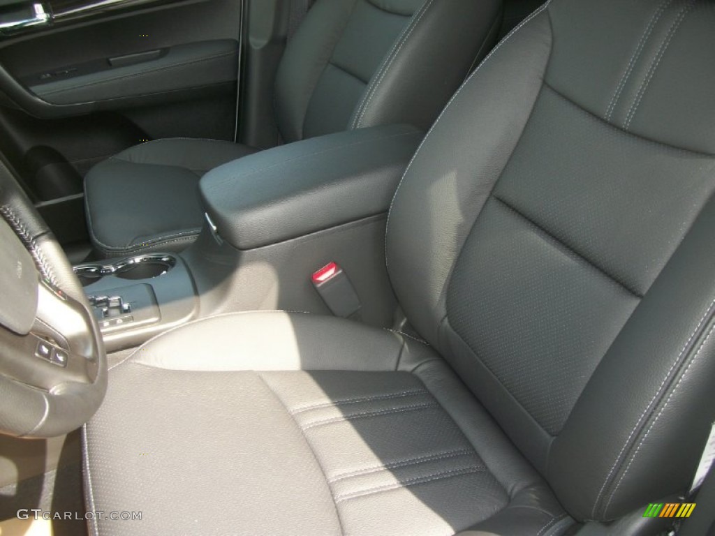 2012 Sorento EX V6 AWD - Bright Silver / Black photo #8