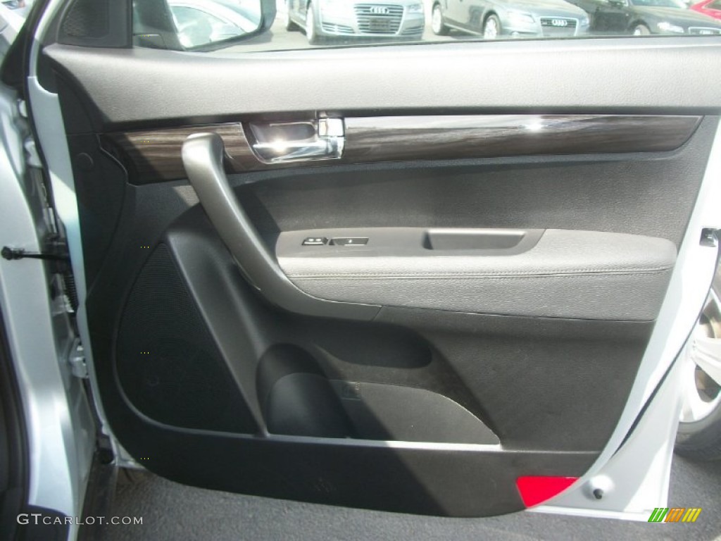 2012 Sorento LX AWD - Bright Silver / Black photo #22