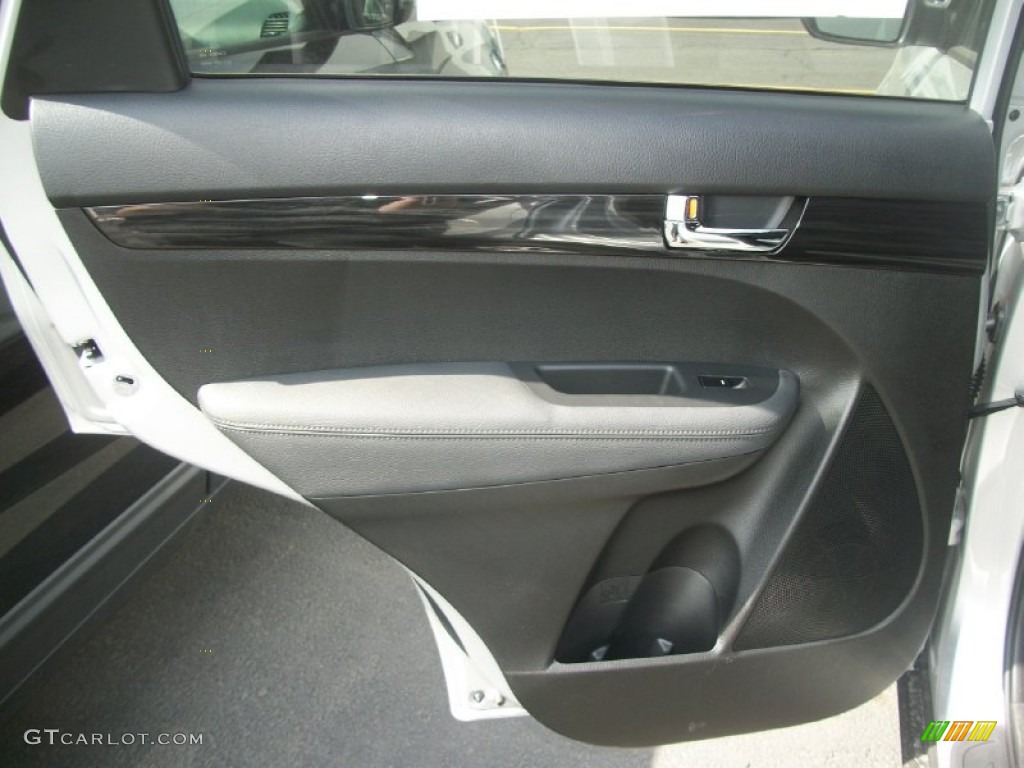 2012 Sorento LX AWD - Bright Silver / Black photo #26